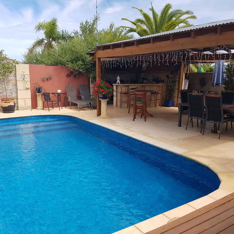 Ocean Reef Homestay - Accommodation Directory 3