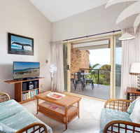 Oceanside 18 - Accommodation Directory
