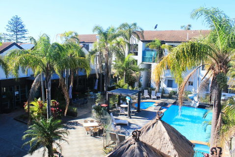 Oceanside Hawks Nest - Accommodation Directory 1