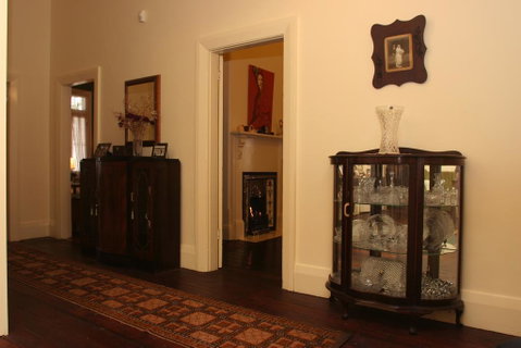 Old Parkes Convent - Accommodation Directory 2