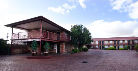 Old Willyama Motor Inn - Accommodation Directory 1
