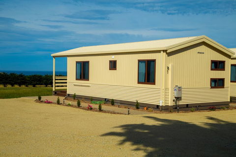 OMARU FARM STAY - Accommodation Directory 0
