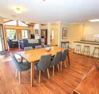 On The Trail - Accommodation Directory