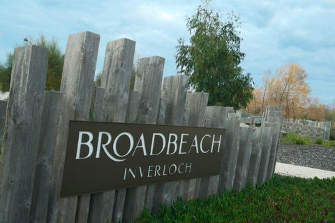 ONE LEVEL AT BROADBEACH RESORT - Accommodation Directory 0