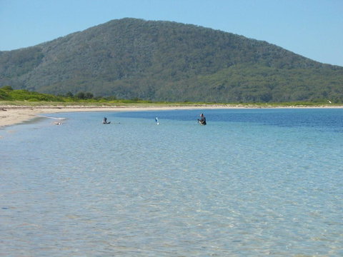One Street From Main Beach - Accommodation Directory 3