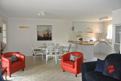 Onocay House - Accommodation Directory 1
