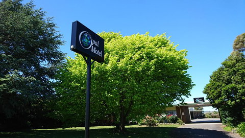 Opal Motel - Accommodation Directory 0