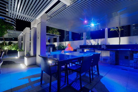 Oracle Broadbeach - Accommodation Directory 1