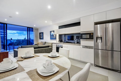 Oracle Broadbeach - Accommodation Directory 3