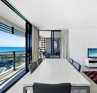 Oracle Resort Luxe Private 2 Bed - Tower 1 - Accommodation Directory