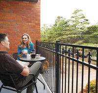 Oxley Court Serviced Apartments - Accommodation Directory