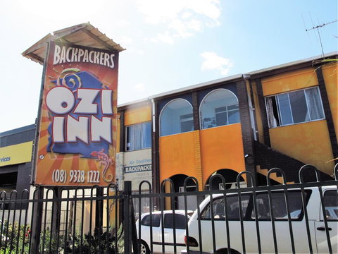 Ozi Inn Backpackers - Accommodation Directory 0