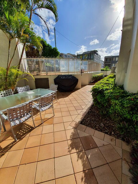 Pandanus Shores Kings Beach - Accommodation Directory 1