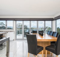 Paradise Point - Tamar Valley 14 Persons Residence with pool - Accommodation Directory