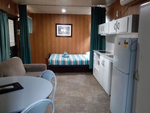 Paringa Caravan Park - Accommodation Directory 2