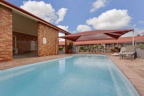 Parkes International - Accommodation Directory 3