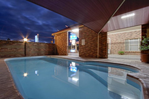 Parkes International - Accommodation Directory 2