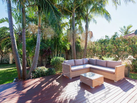 Pawprints, 123 Bagnalls Beach Road - Accommodation Directory 0