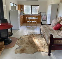 Pear Tree Cottage at Amiens - Accommodation Directory
