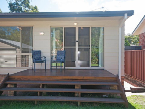 Pelican Palms - Accommodation Directory 2