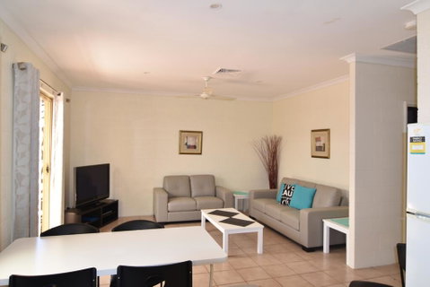 Pelican's Nest - Accommodation Directory 2