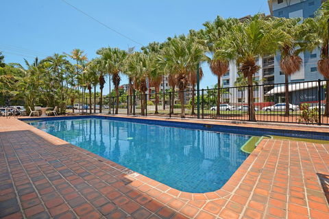 Peninsular Apartments - Accommodation Directory 1