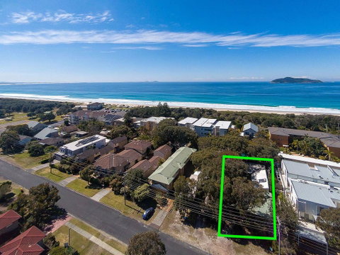 Pet Friendly - Bennetts Beach Cottage - Accommodation Directory 0