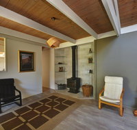 Pet Friendly - Large 4 Bedroom Home - Accommodation Directory