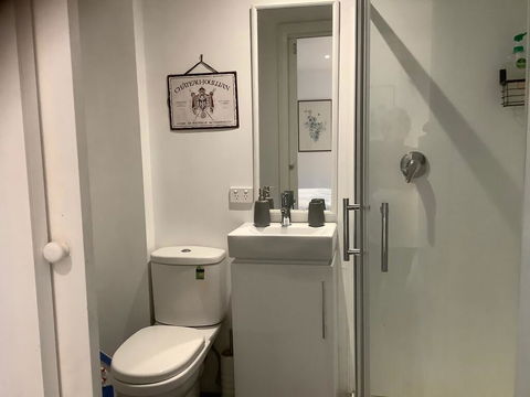 Petite Provence Cottage - Accommodation Directory 3