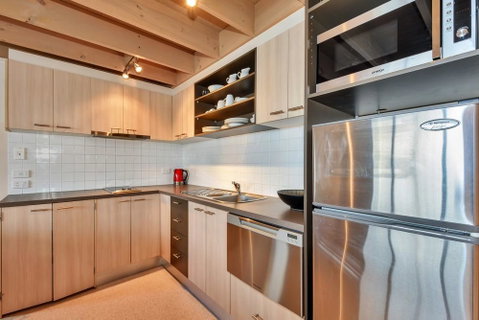 Pinot - Accommodation Directory 1