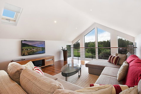 Play A Round - Accommodation Directory 2