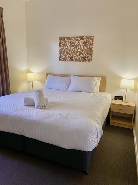 Pokolbin Village - Accommodation Directory 3