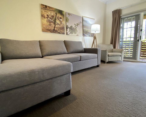 Pokolbin Village - Accommodation Directory 2