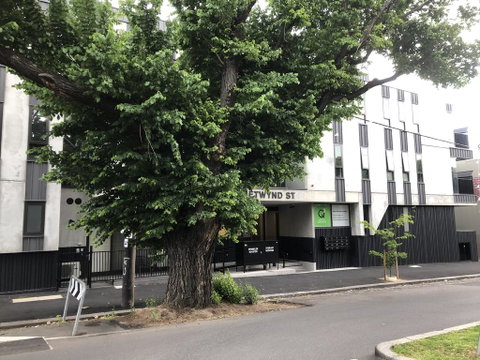 Q Squared Serviced Apartments - Accommodation Directory 1