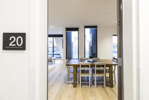 Q Squared Serviced Apartments - Accommodation Directory 3