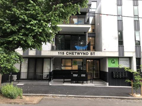Q Squared Serviced Apartments - Accommodation Directory 2