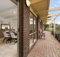 Quarterdeck - Accommodation Directory