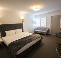 Quays Hotel - Accommodation Directory