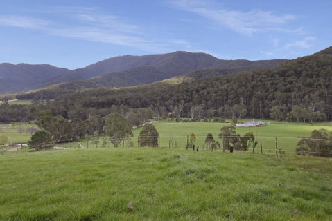 Quins Gap Private Retreat - Accommodation Directory 0