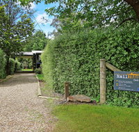 Rail Trail Cottage - BRIGHT - Accommodation Directory