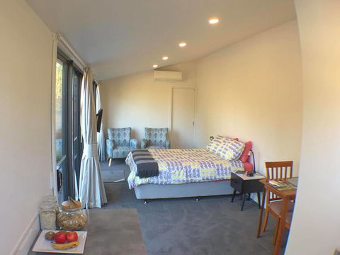 REBS B@B - Accommodation Directory 1