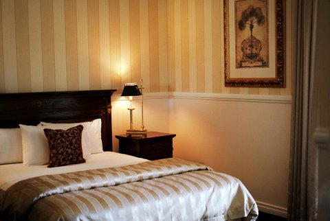 Redearth Boutique Hotel - Accommodation Directory 0