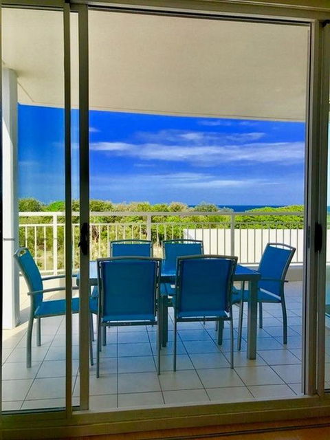 RESORT OCEAN FRONT SUITE 2222 - Accommodation Directory 3