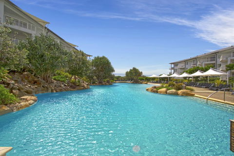 RESORT ON THE BEACH 6126-27 - Accommodation Directory 0