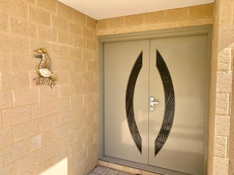 River Glen - Accommodation Directory 2