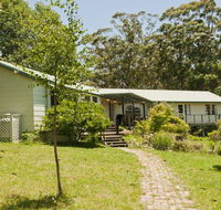 Riverbend - 5 acres only 9km to village - Accommodation Directory