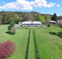 Rivermist - Luxury 6 bedrooms  6 bathrooms - Accommodation Directory