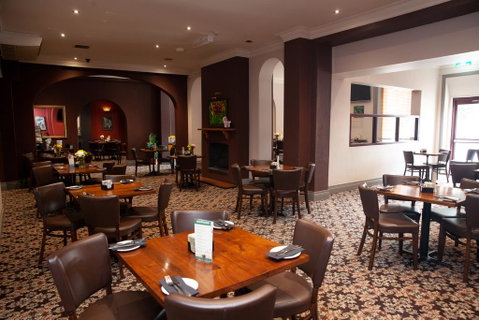 Royal Hotel Singleton - Accommodation Directory 1