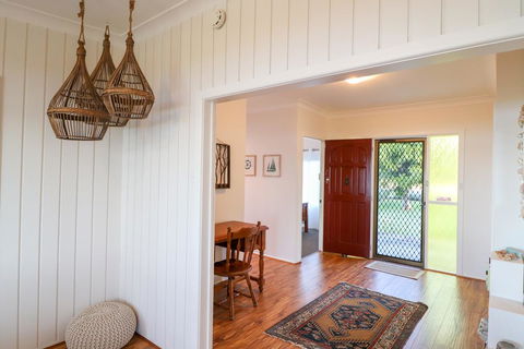 Sail N Surf - Accommodation Directory 3