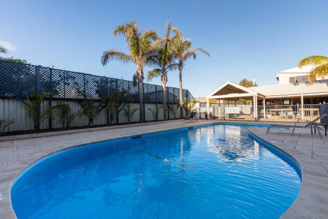 Sails Geraldton Accommodation - Accommodation Directory 0